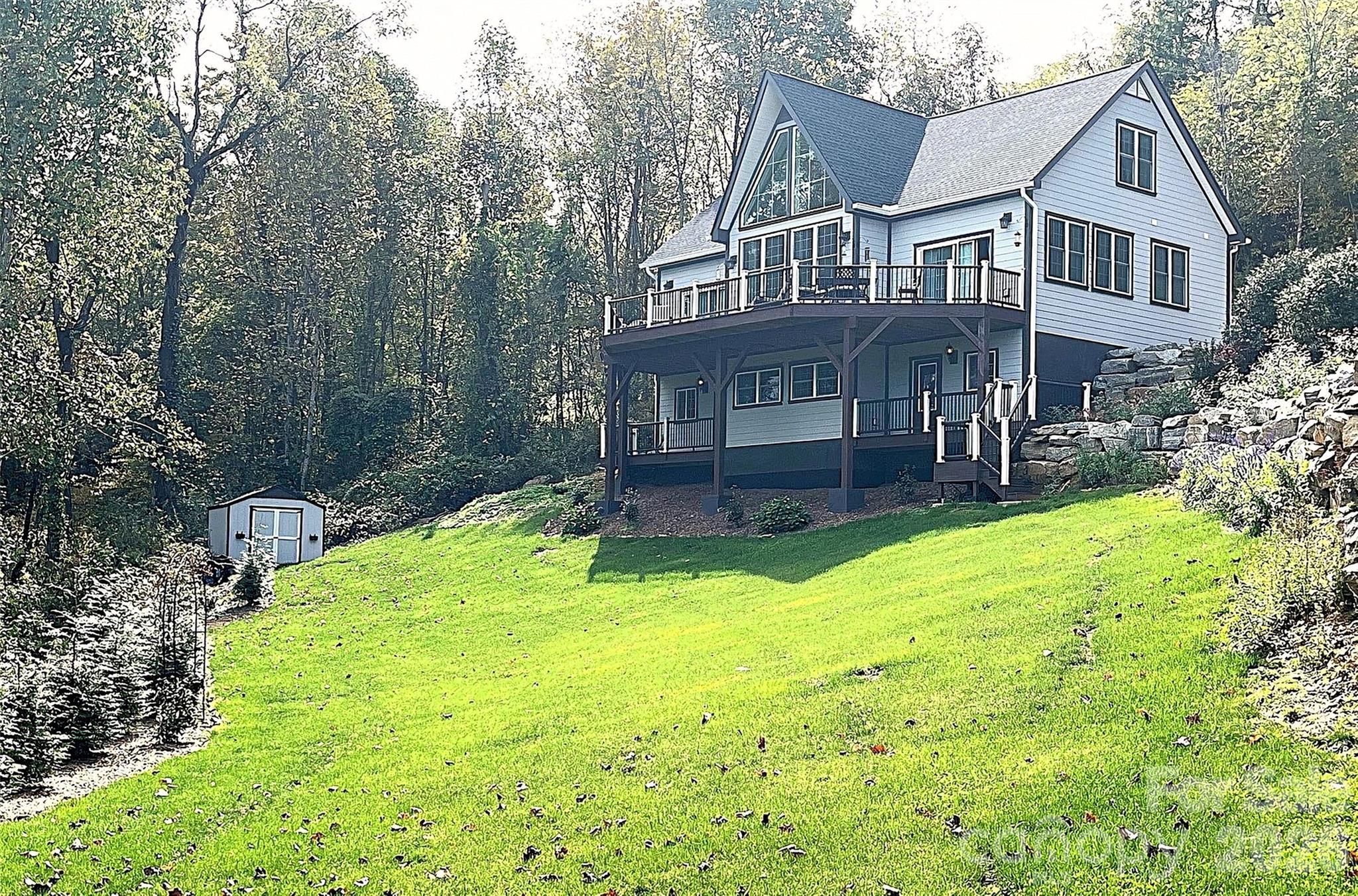 Hawk Mountain - Residential