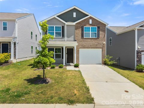 Photo of 2209 Lilium Drive, Charlotte, NC 28216 (MLS # 4384098)