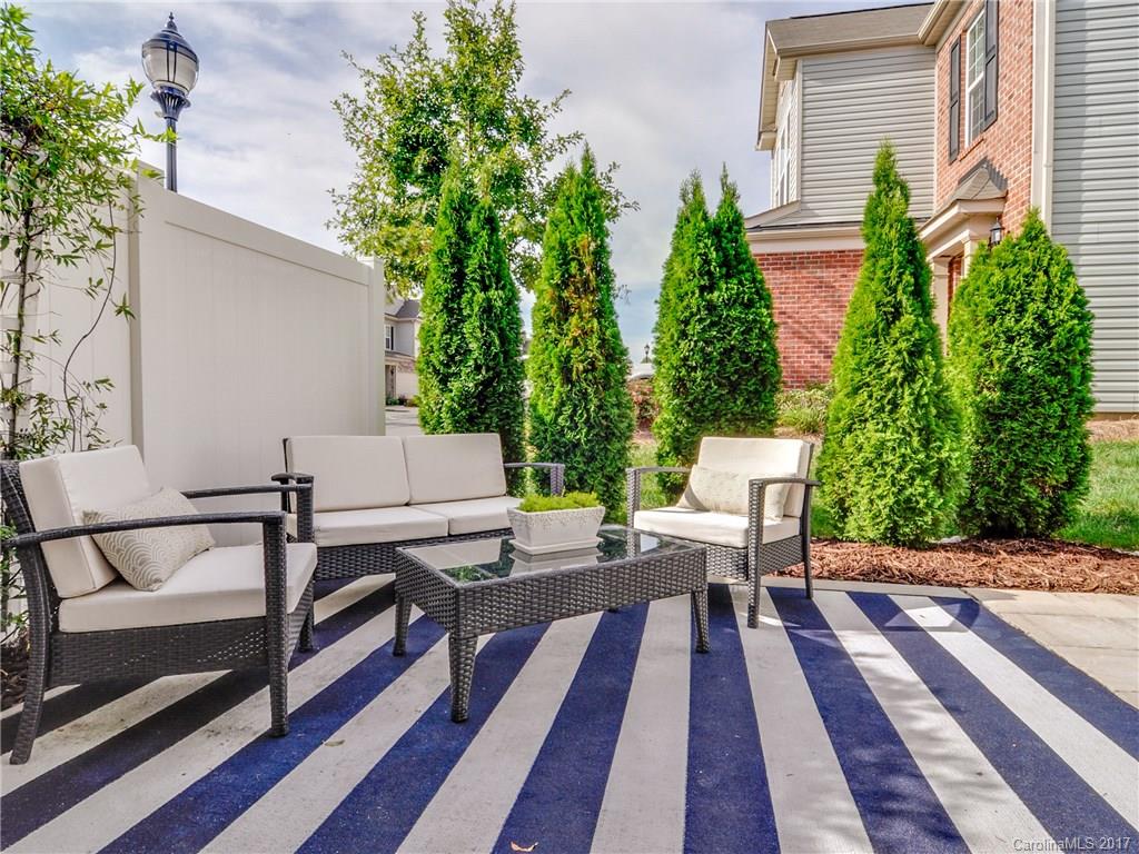 Park South Station - Residential