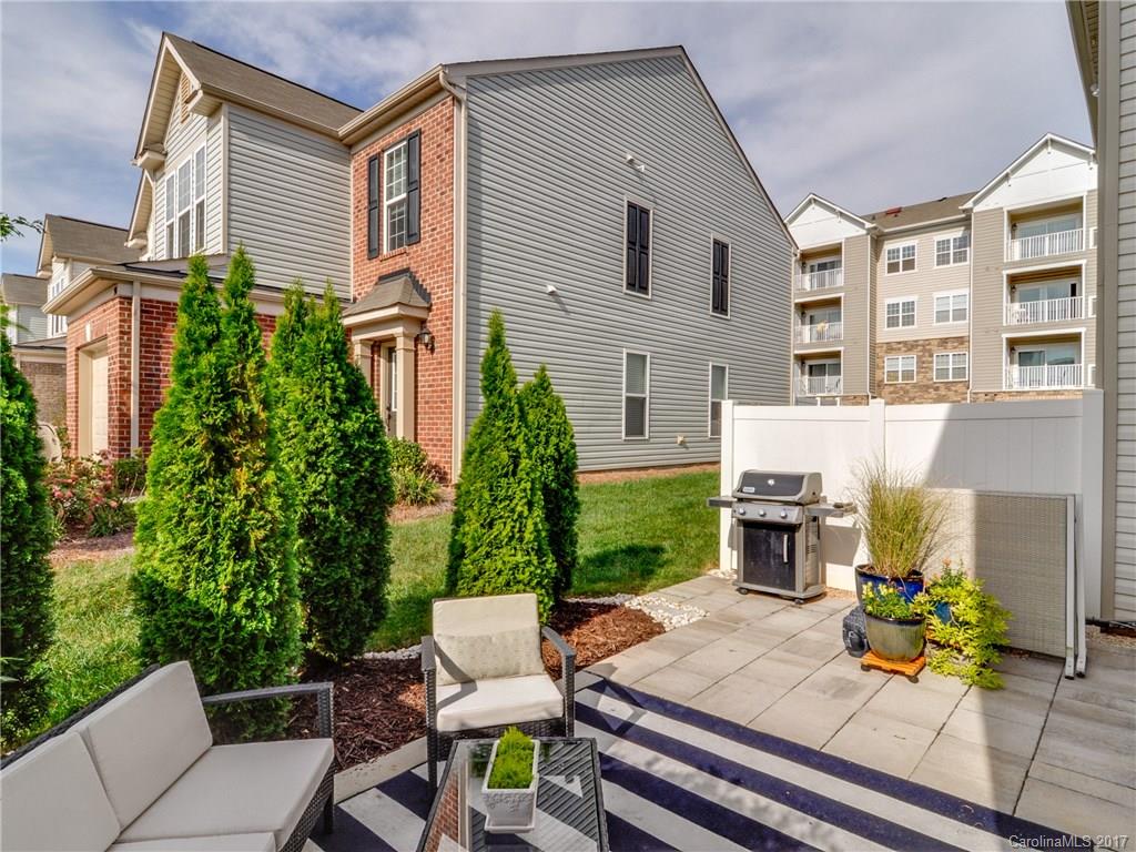 Park South Station - Residential