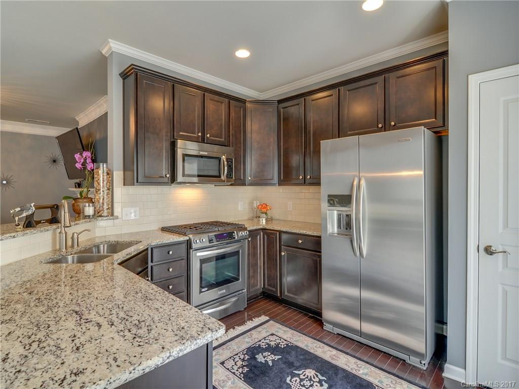 Park South Station - Residential