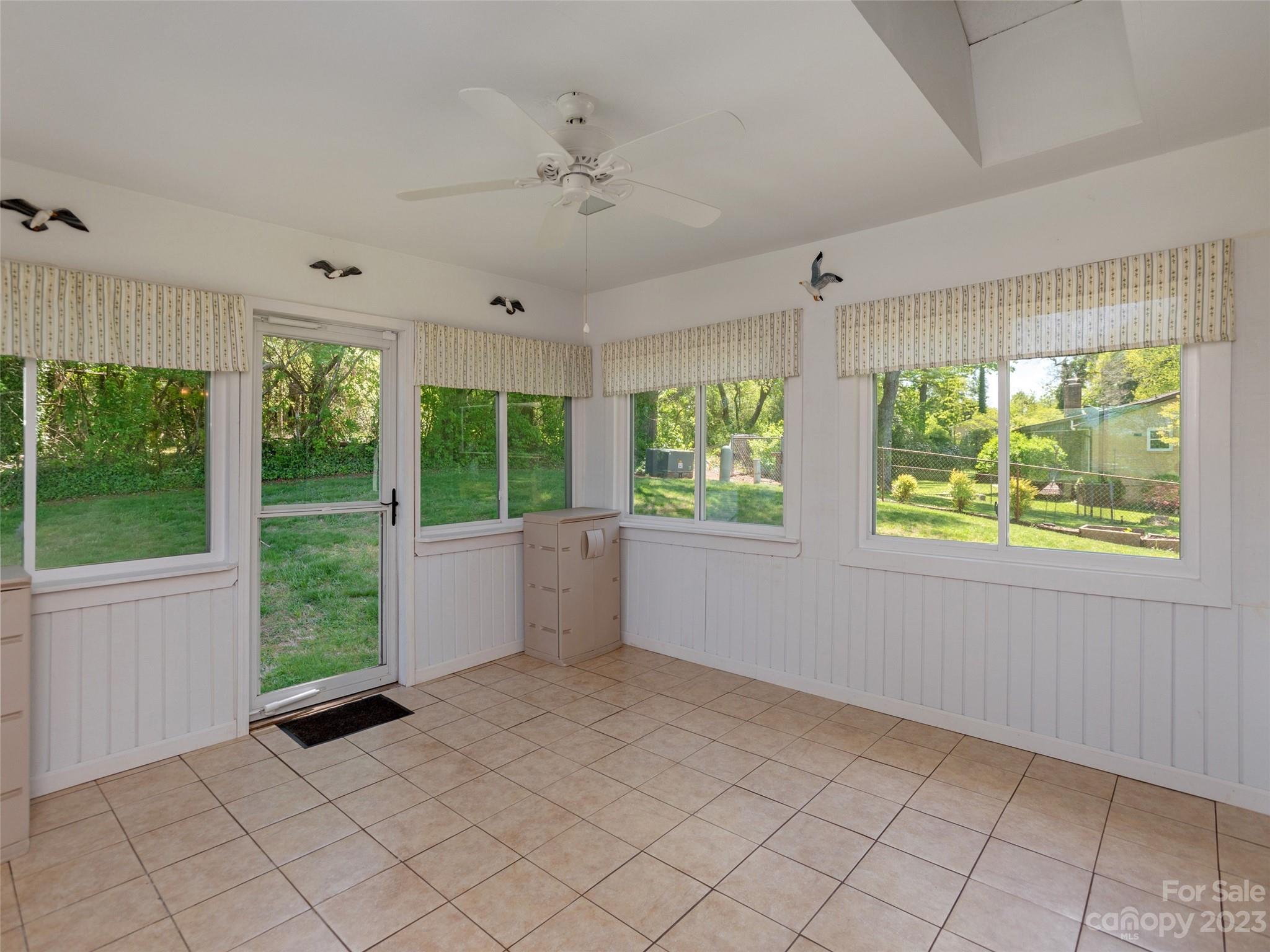 Brookland Manor - Residential