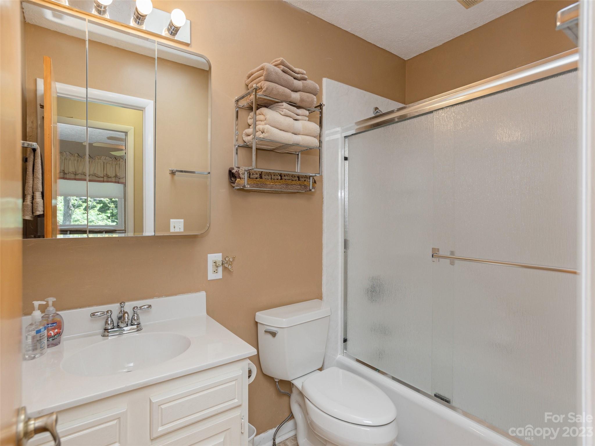 Brookland Manor - Residential