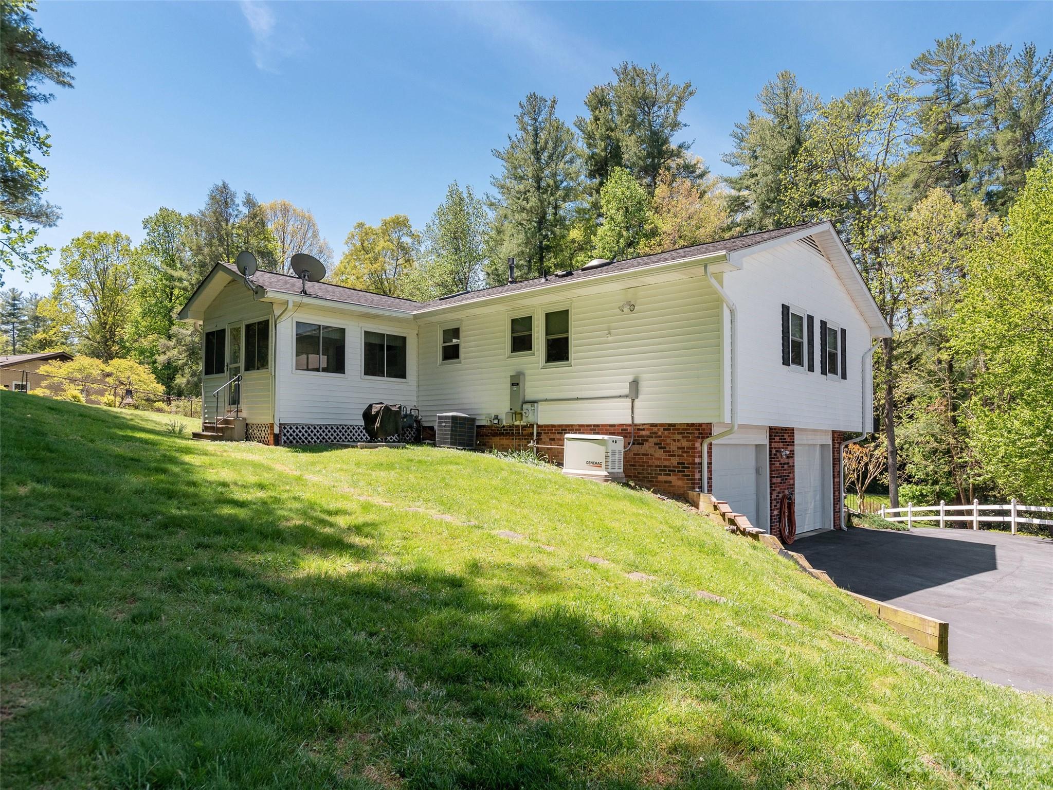 Brookland Manor - Residential