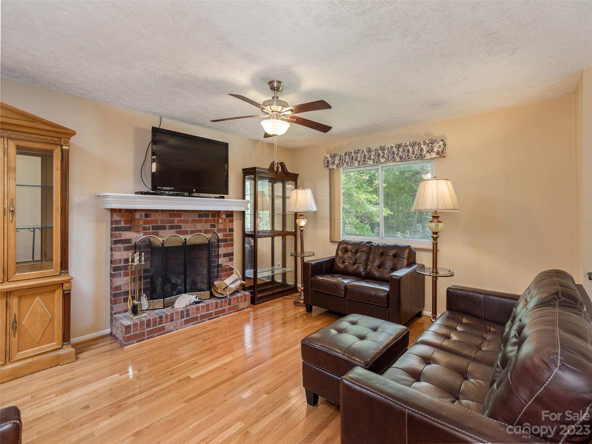 Brookland Manor - Residential