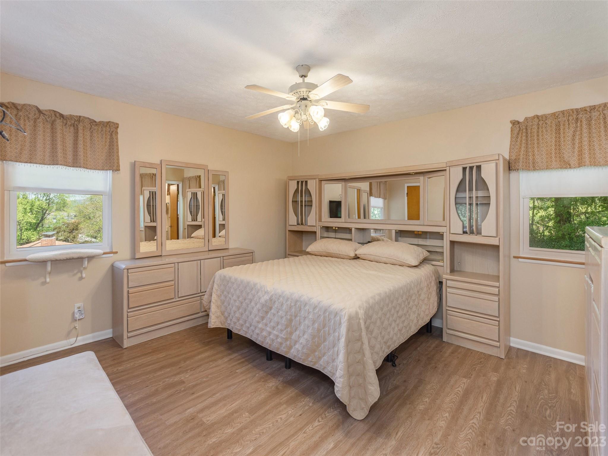 Brookland Manor - Residential