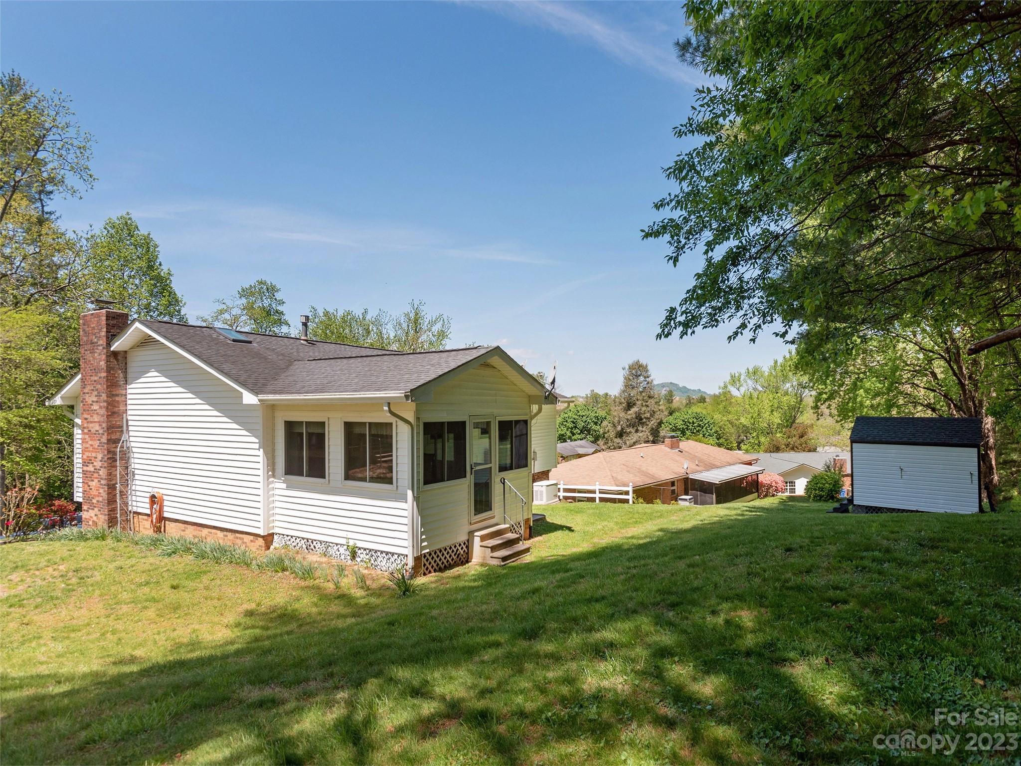 Brookland Manor - Residential