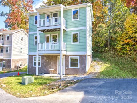 12 Lila Lane Leicester NC 28748