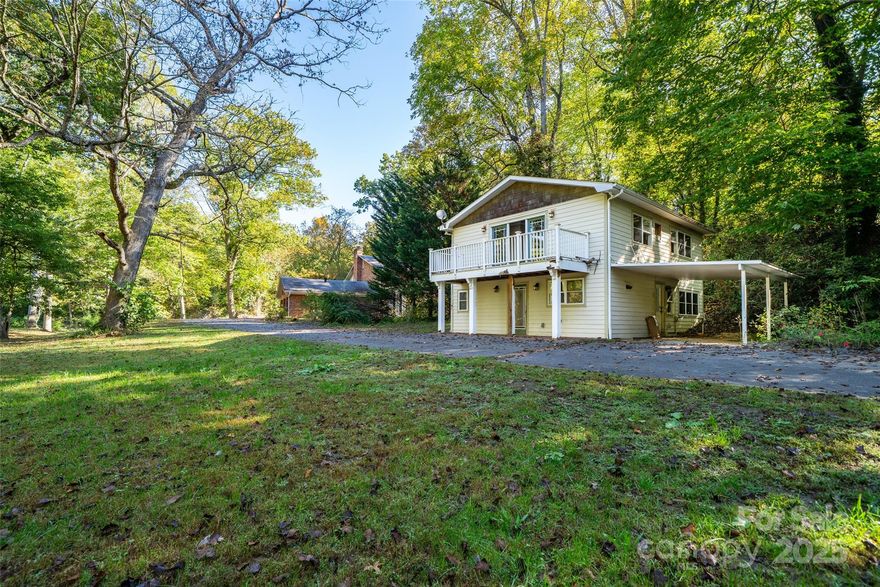 Owner will only sell with 21 Riverbend Rd and 61 Riverbend Rd together.
This adorable cottage was hit by the flooding from Hurricane Helene and the potential is limitless. With .92 acres you have river frontage on the Pigeon River and is just a short 1 mile walk into the bustling town of Canton where you can enjoy all the amenities they have to offer. A short 25 minute drive and you will find yourself with all the amenities Asheville has to offer with its bustling food and beverage scene and easy access to the Asheville Airport. Bring your imagination to this home as you remodel or decide to turn this property into your next riverside business venture. Think of the possibilities when you buy both 21 & 61 Riverbend Rd!