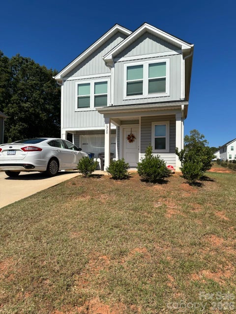 Photo of 1320 Yadkin Street, Statesville, NC 28677 (MLS # 4436183)