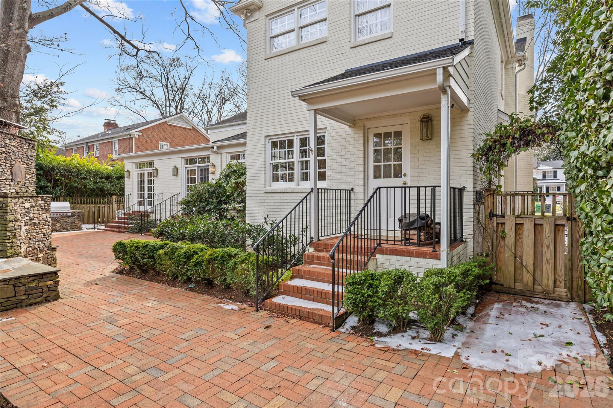 Myers Park - Residential