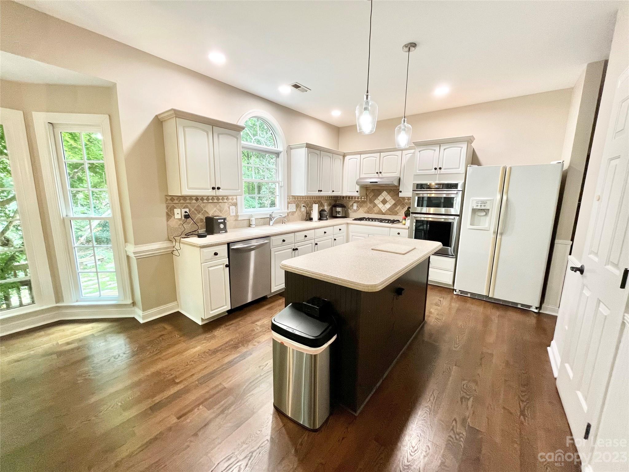 Hunter Oaks - Residential Lease