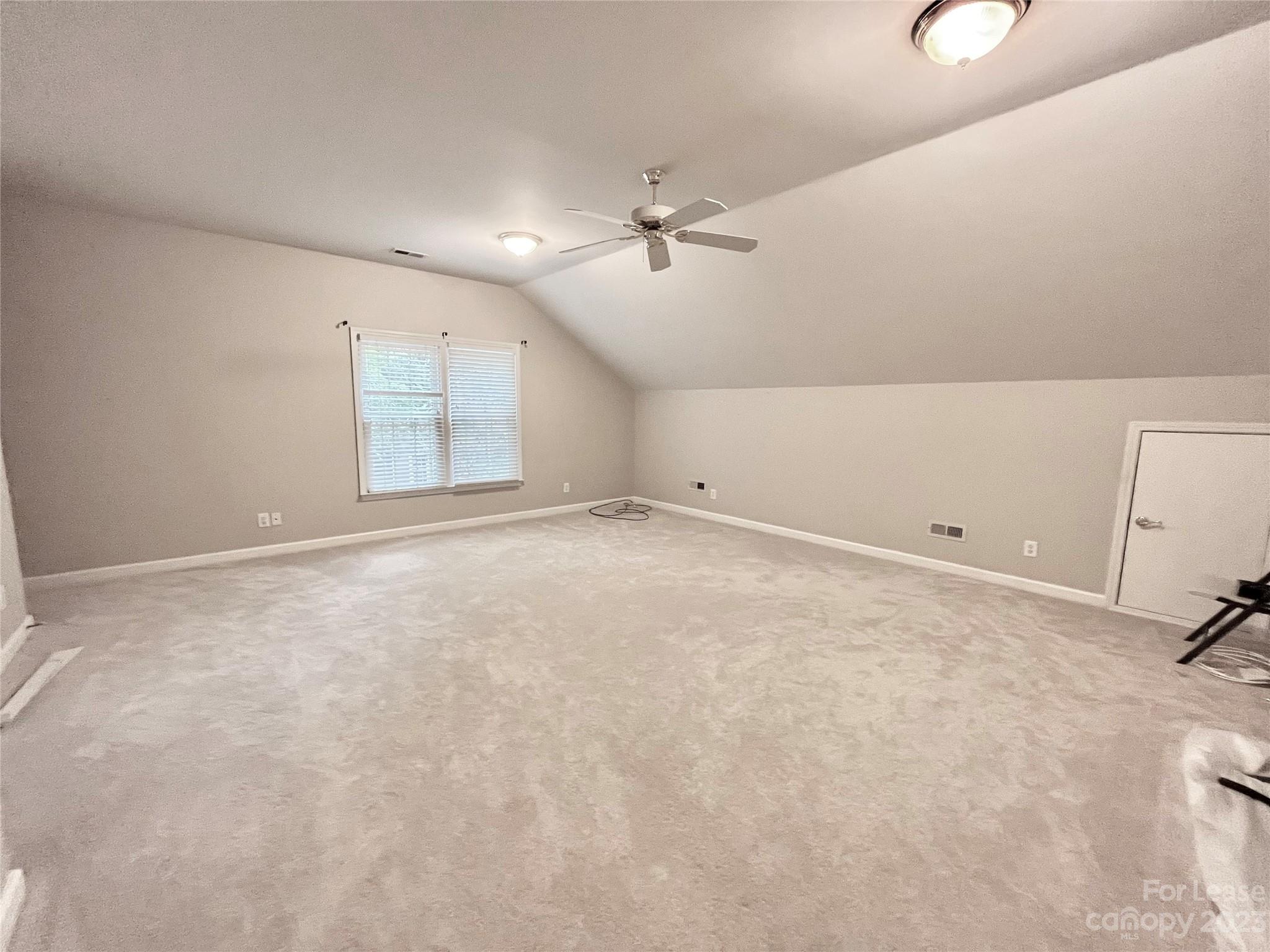 Hunter Oaks - Residential Lease