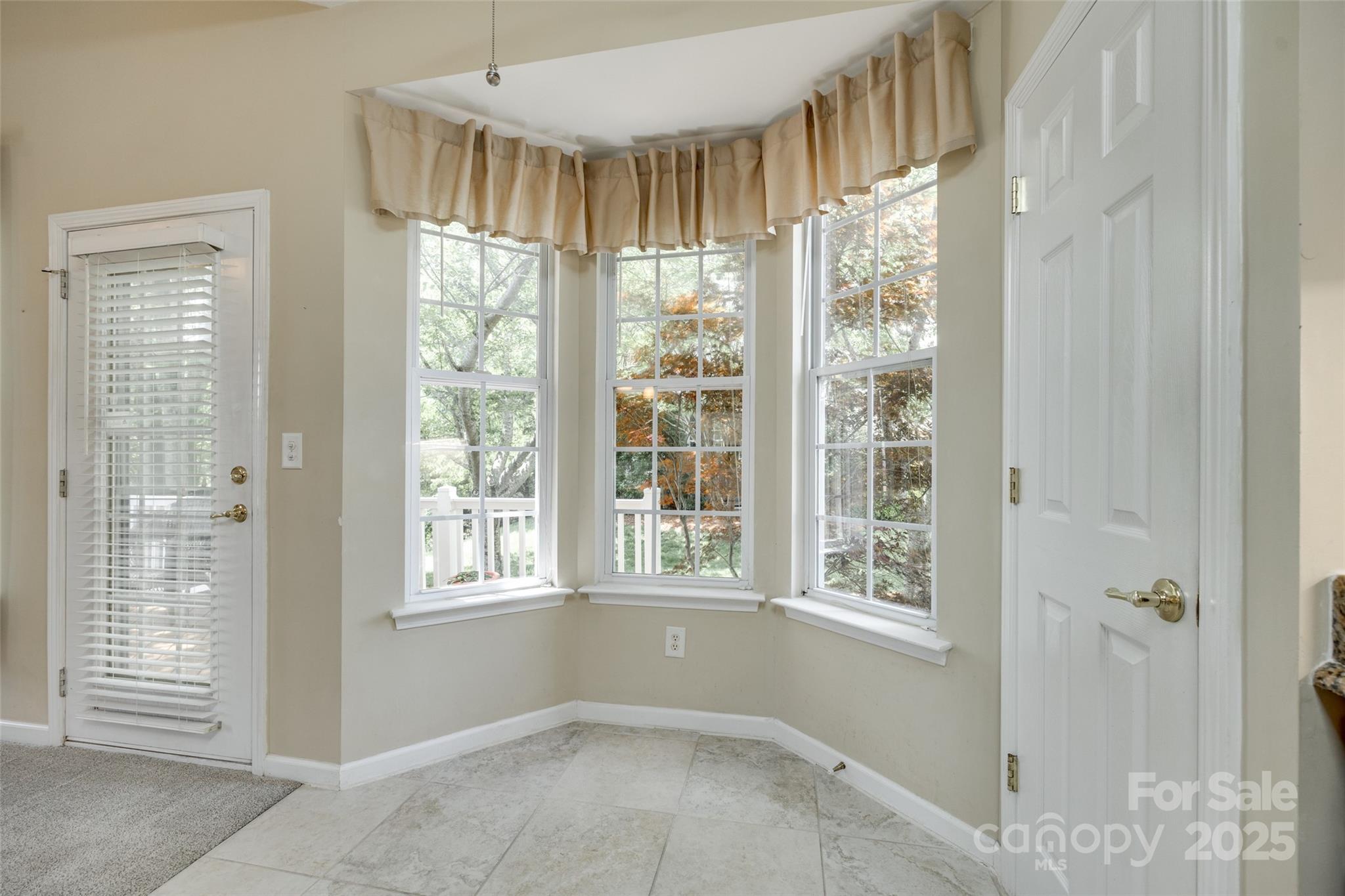 Four Seasons At Gold Hill - Residential