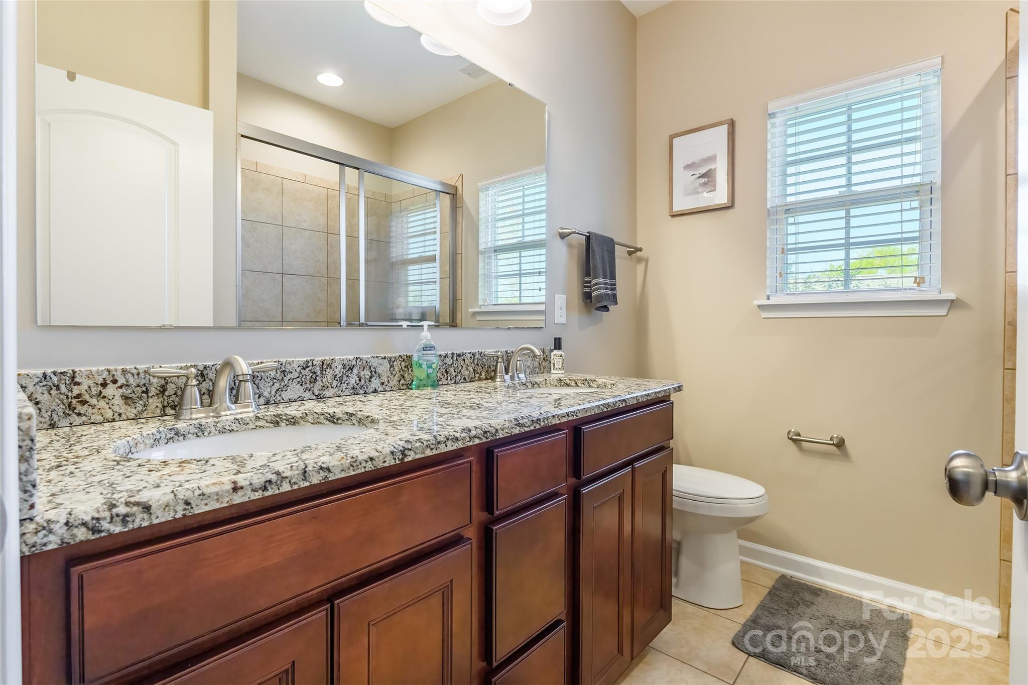 River Lake - Residential