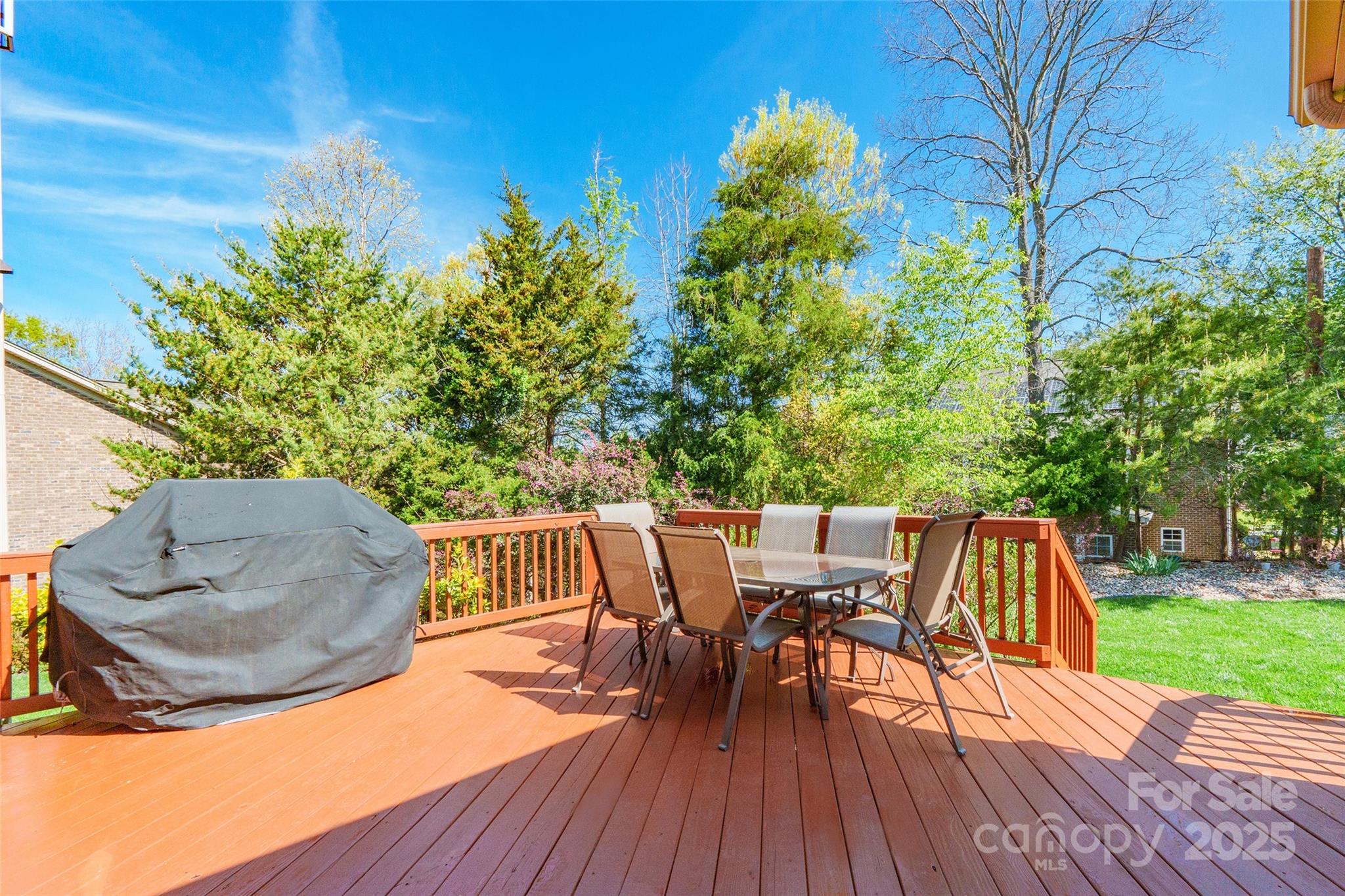 River Lake - Residential