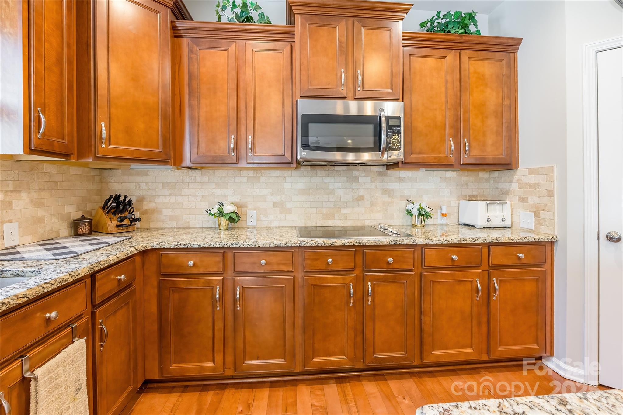 River Lake - Residential