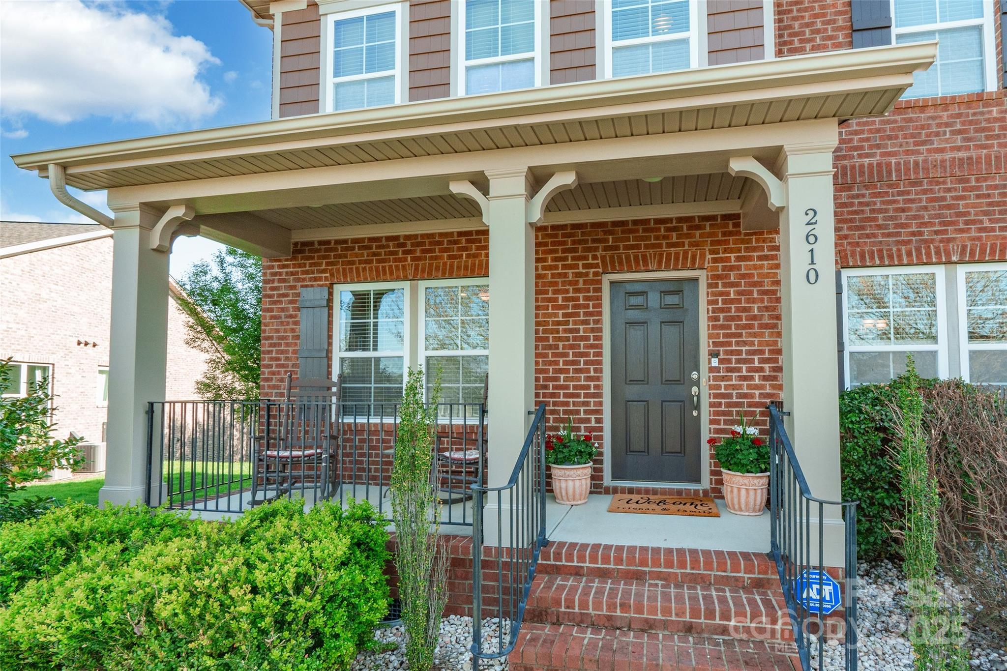 River Lake - Residential