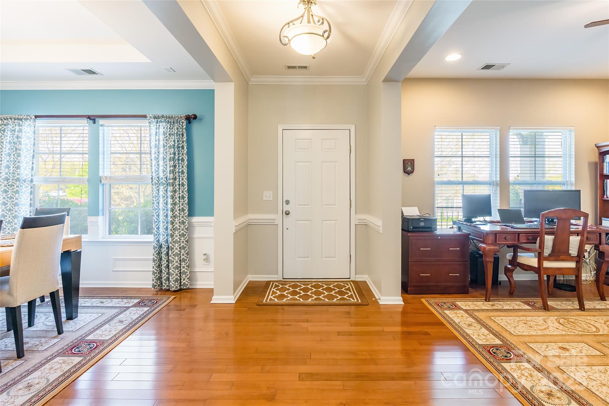 River Lake - Residential