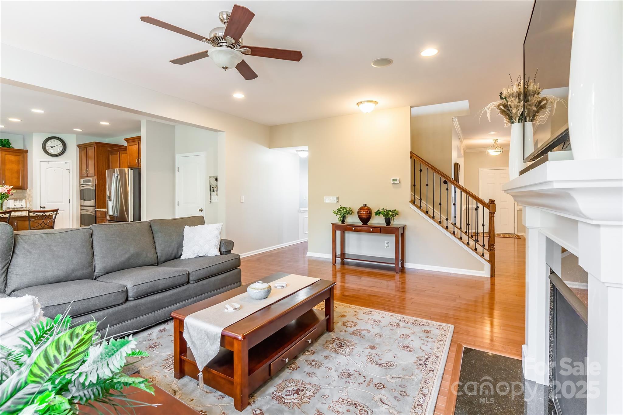 River Lake - Residential