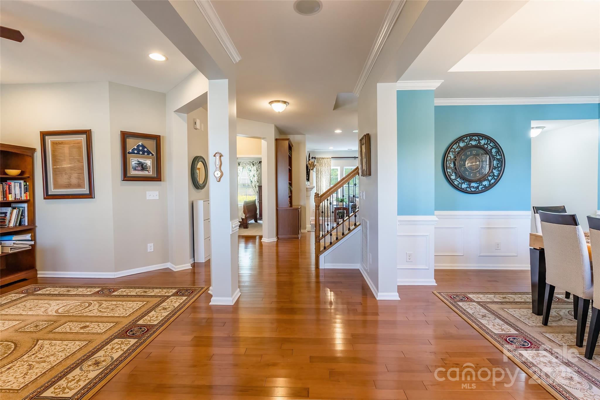 River Lake - Residential