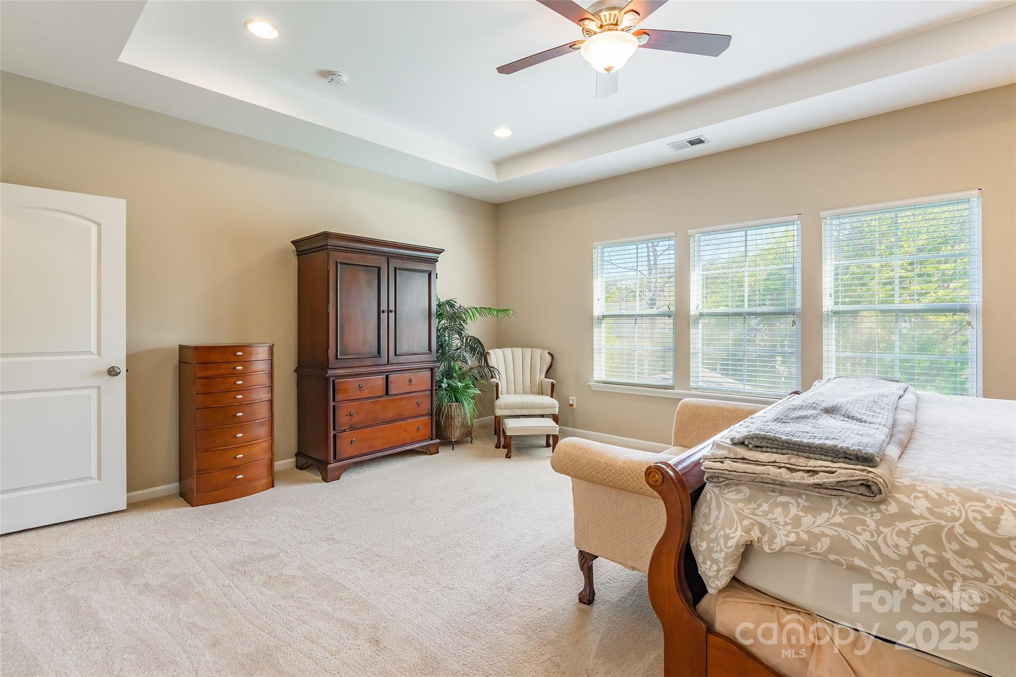 River Lake - Residential