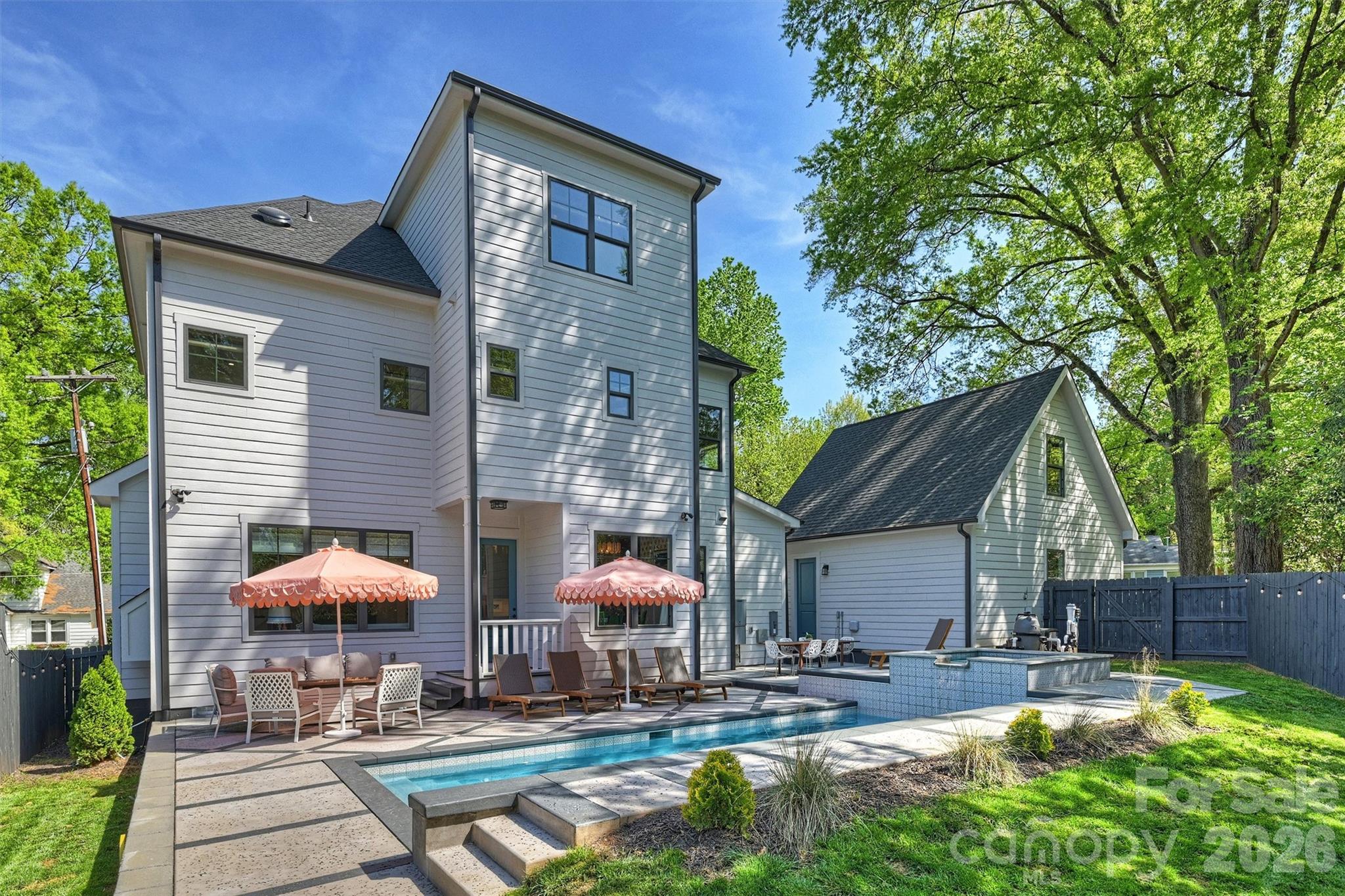 Oakhurst - Residential