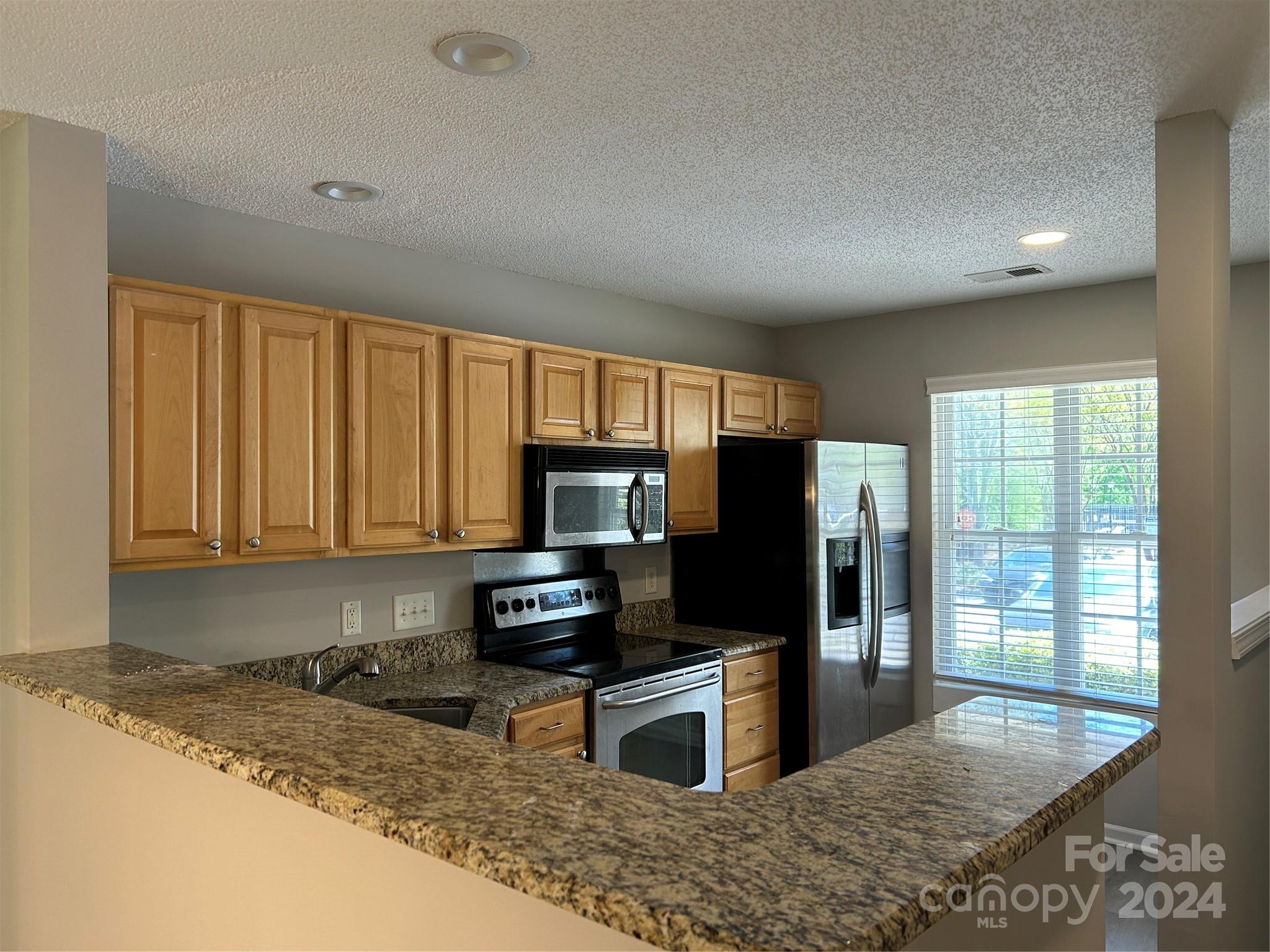 Old Stone Crossing - Residential