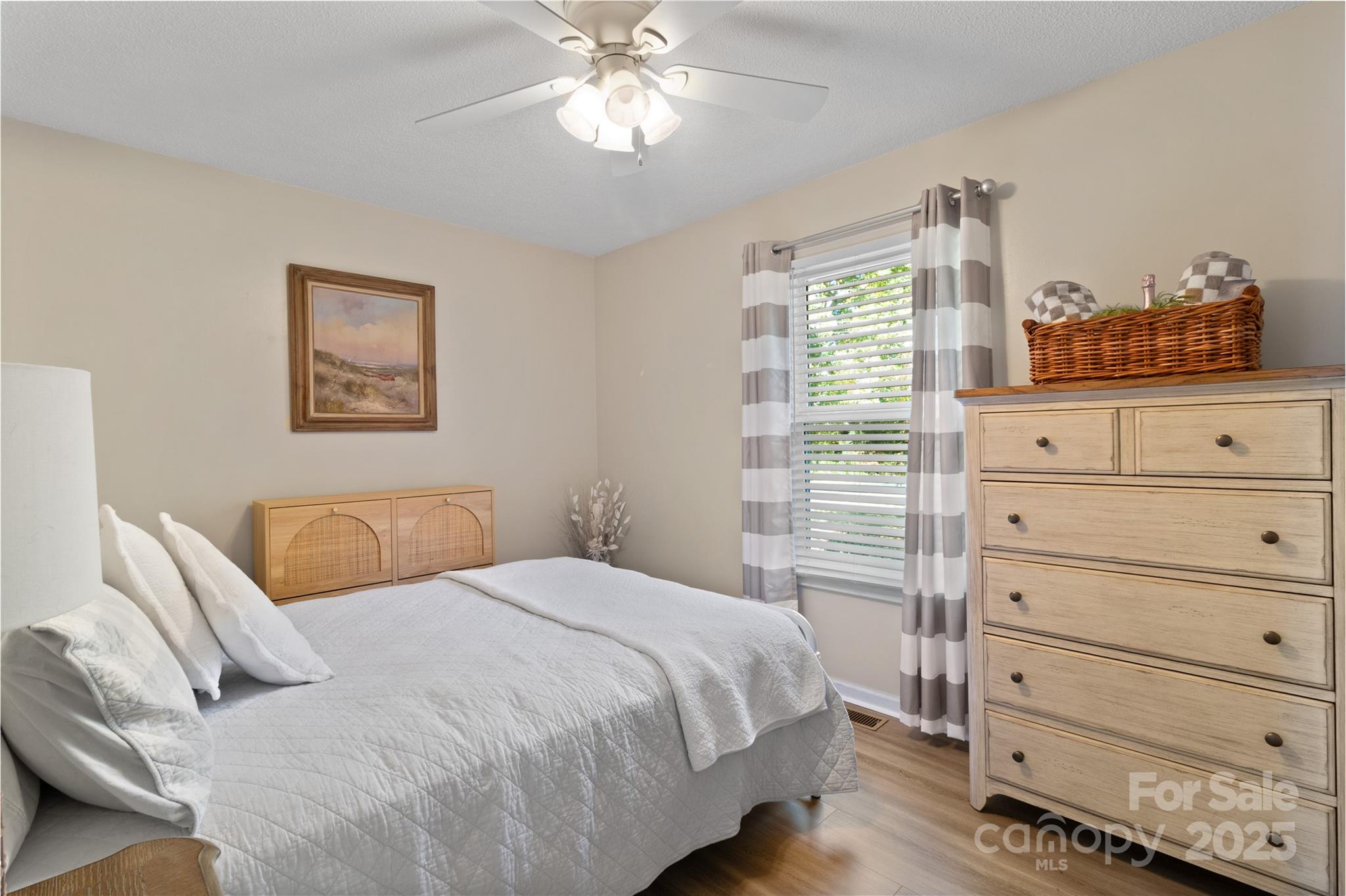 Oakwood Acres - Residential