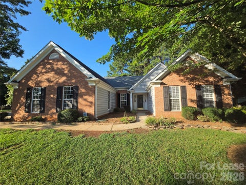 Photo of 112 Spring Grove Drive, Mooresville, NC 28117 (MLS # 4406435)