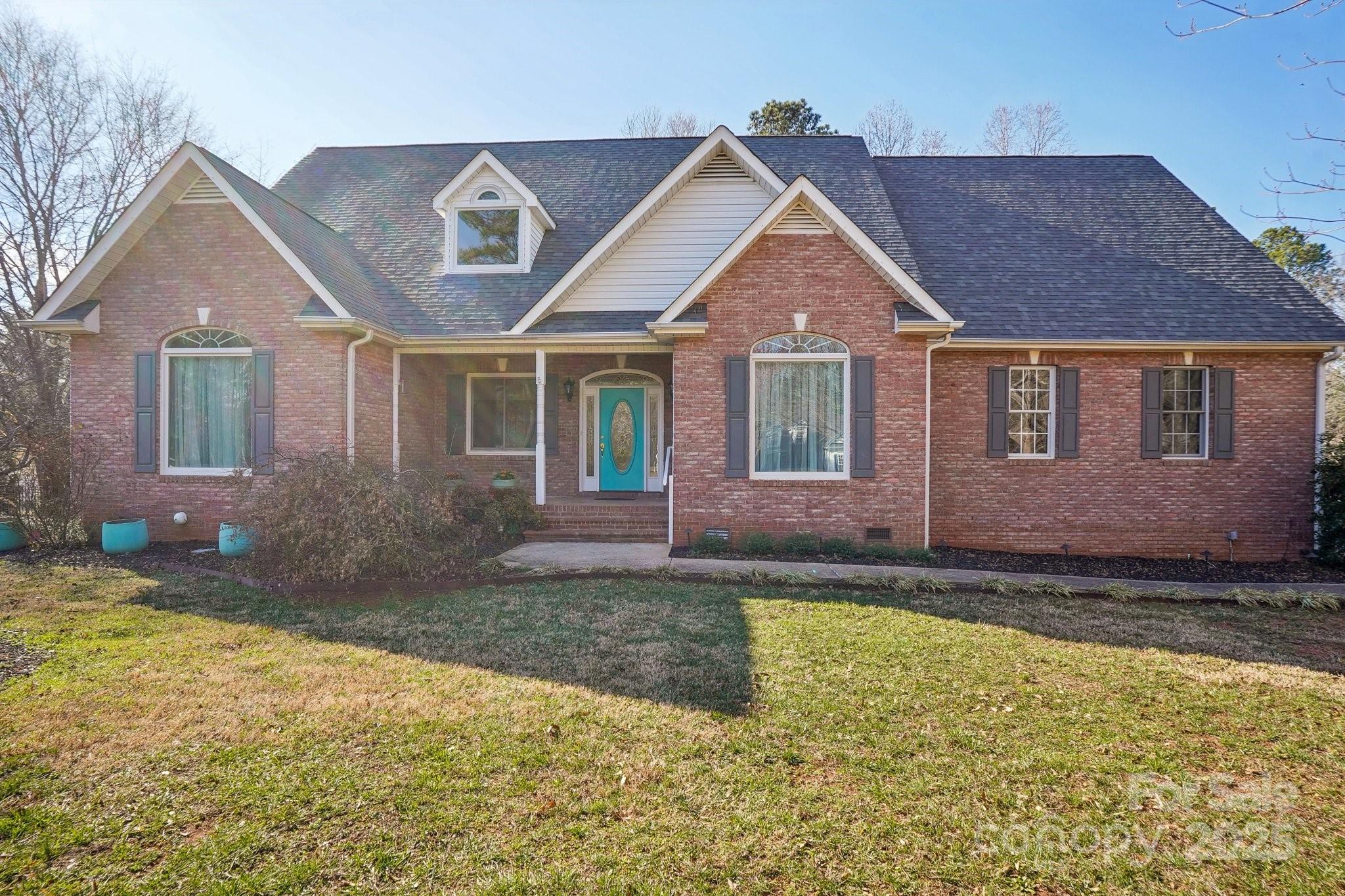 912 Silver Charm Lane