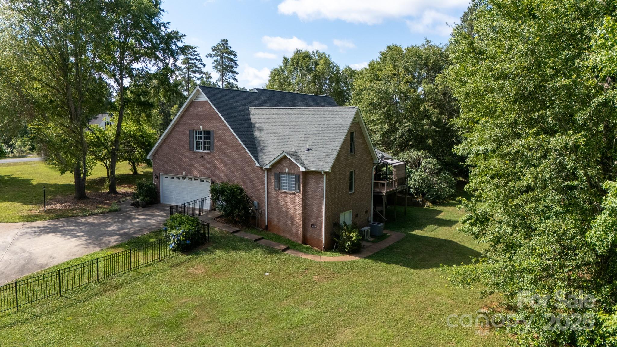 912 Silver Charm Lane