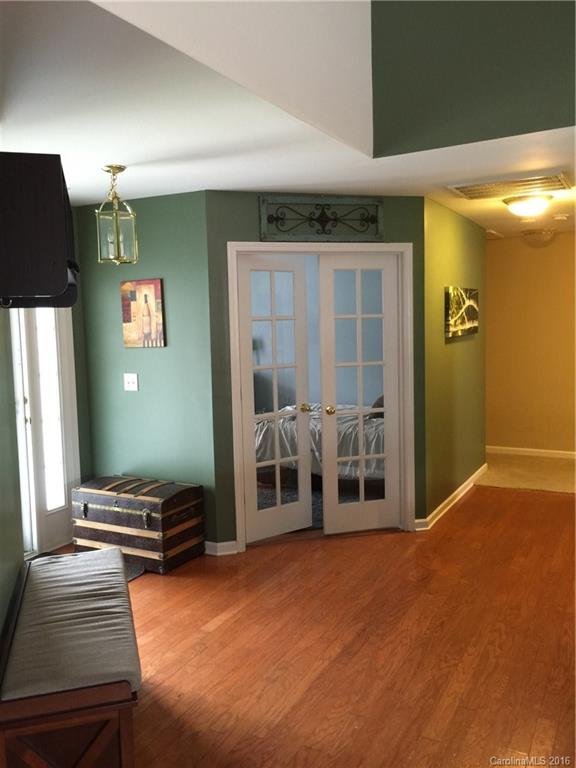 Holly hill - Residential