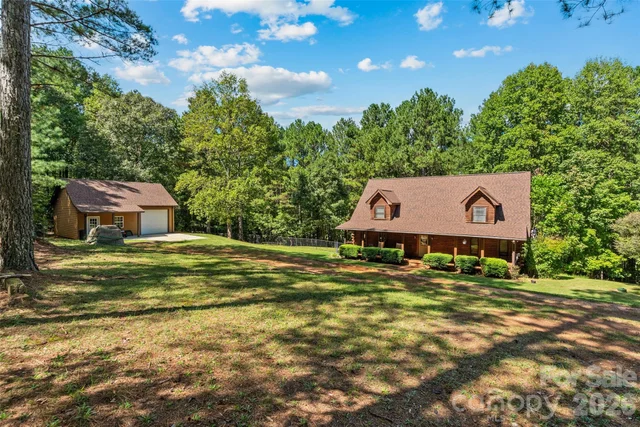 480 Stewart Rock Road, photo 2 of 46