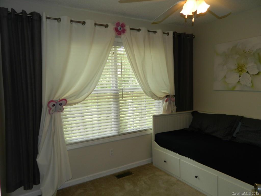 Adams Bluff - Residential