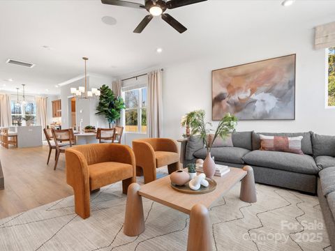 5711 Castlerea Drive Charlotte NC 28217