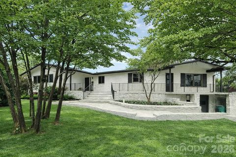 3801 Castlerock Drive Charlotte NC 28215