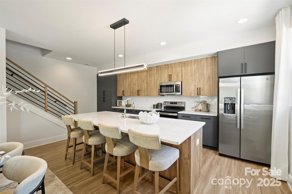 3011 Yada Lane
