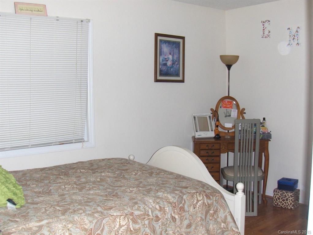 Kings Grant - Residential