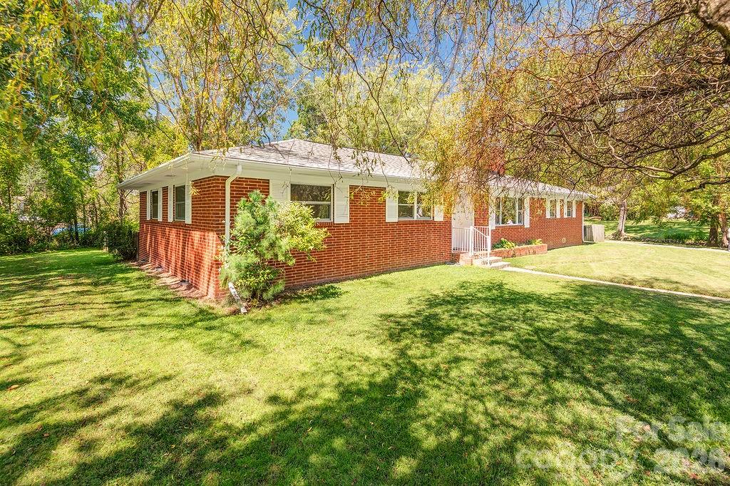 10 Meadowview Road