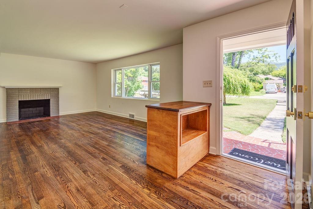 10 Meadowview Road