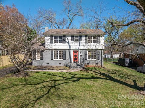 Photo of 7028 Mapleridge Drive, Charlotte, NC 28210 (MLS # 4357318)