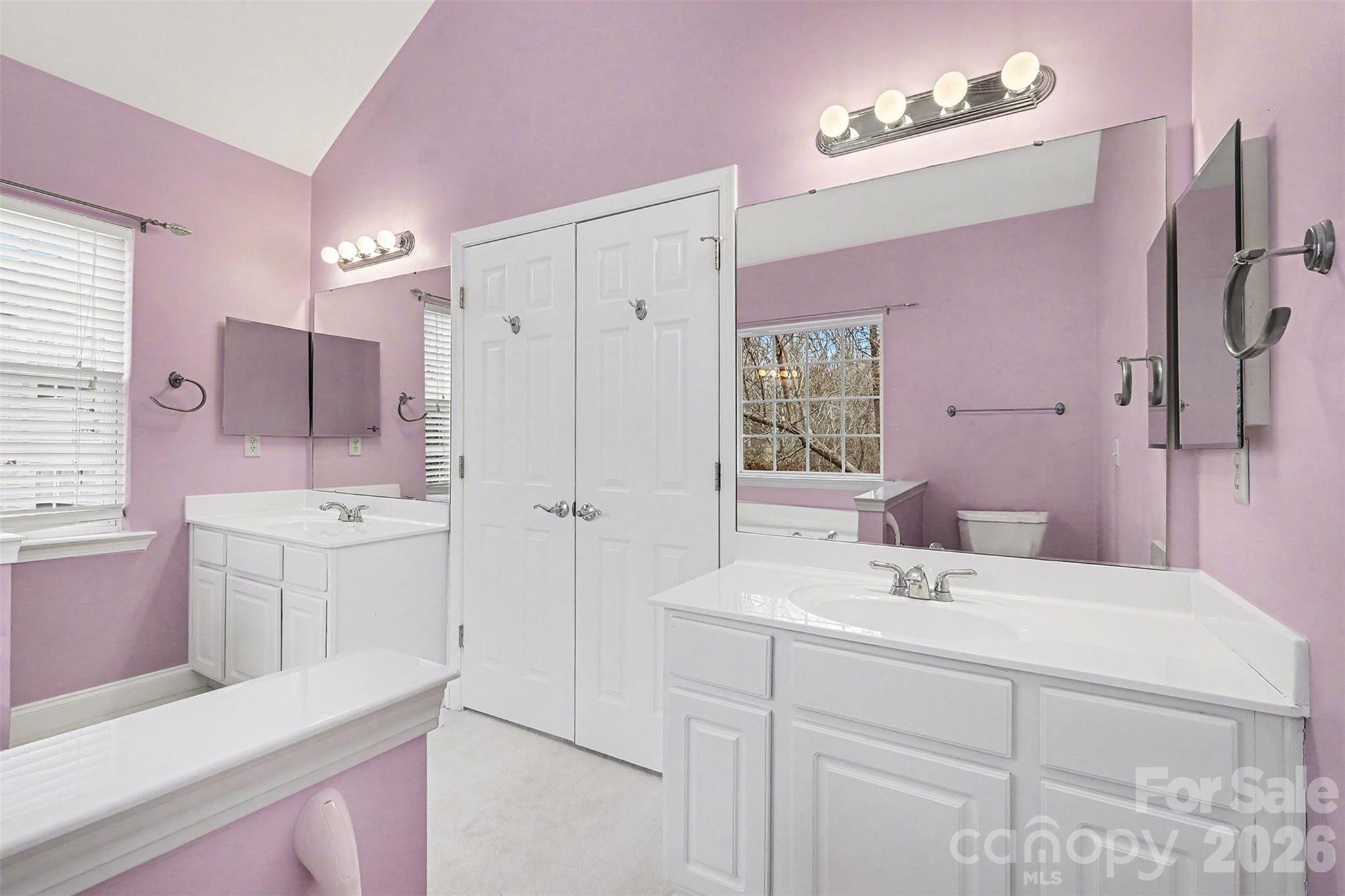 Gates at Waterside - Residential