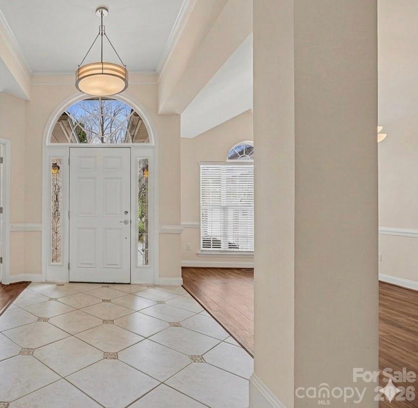 7039 Sedgebrook Drive W