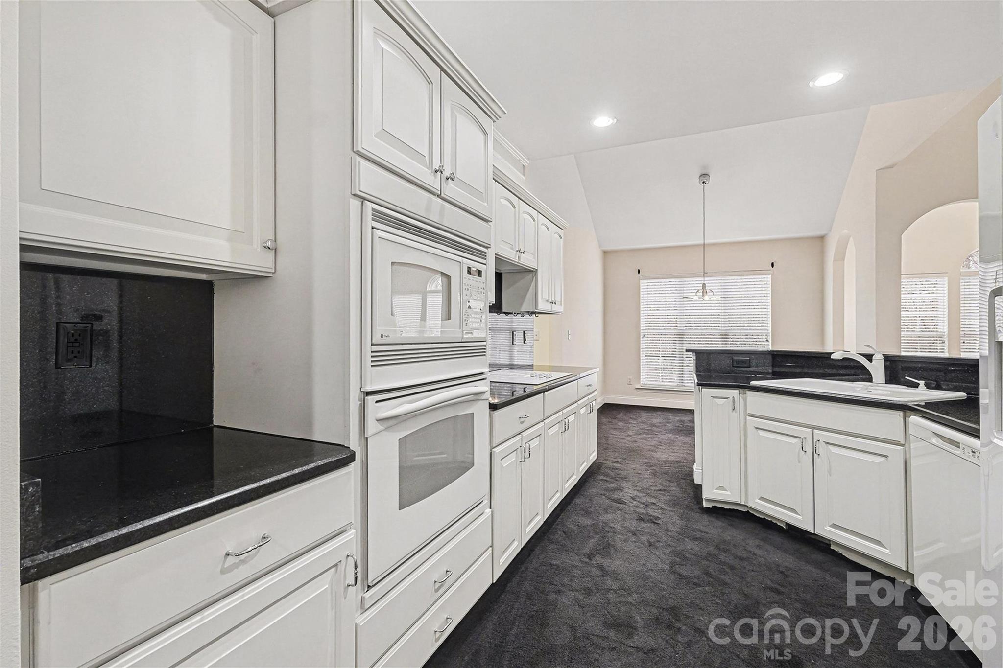 Gates at Waterside - Residential