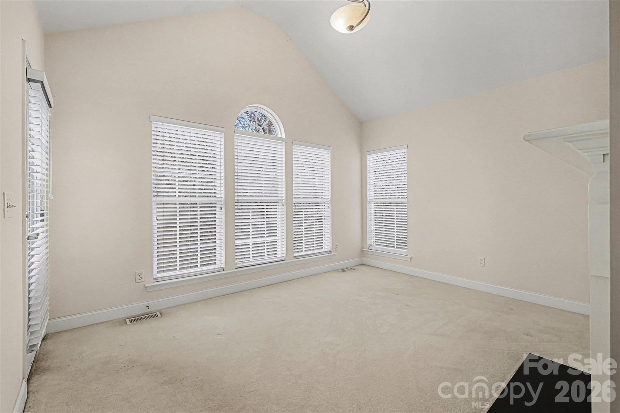 Gates at Waterside - Residential