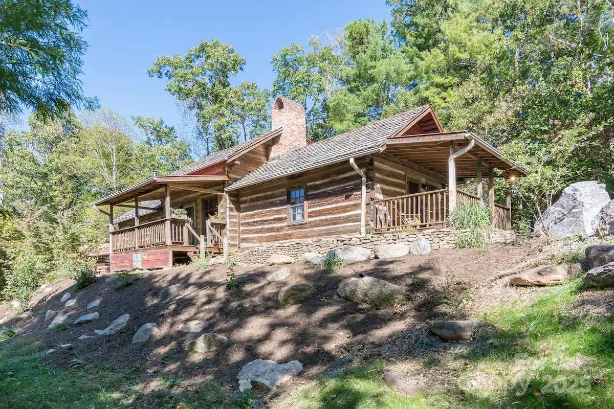 30 Wagon Mountain Drive