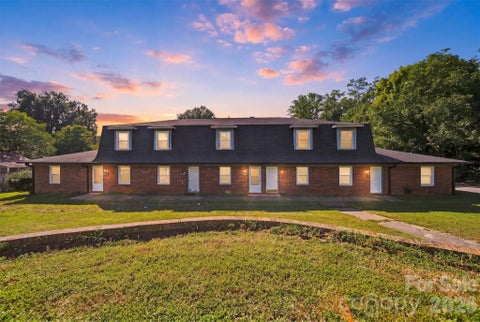 Photo of 402 S Ashe Avenue, Newton, NC 28658 (MLS # 4430547)
