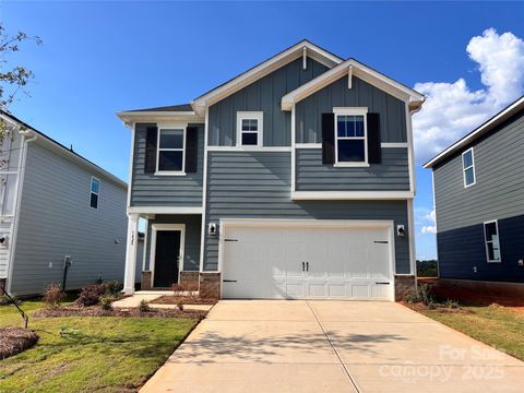 Photo of 1428 Wildflower Street, Newton, NC 28658 (MLS # 4289720)