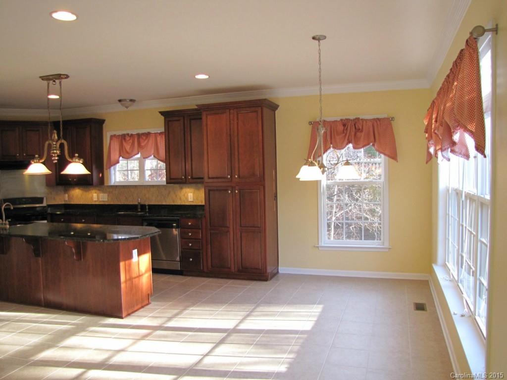 Lake Shore - Residential